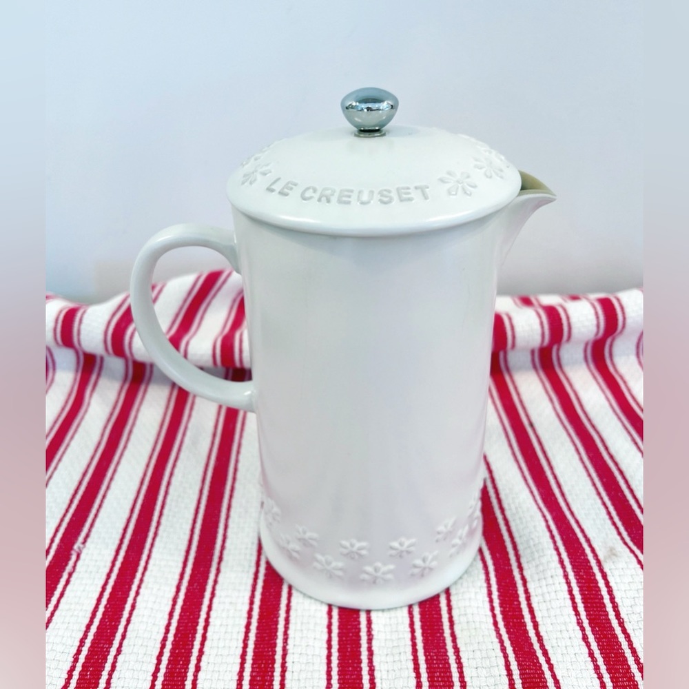 Le Creuset 27-oz Stoneware French Press